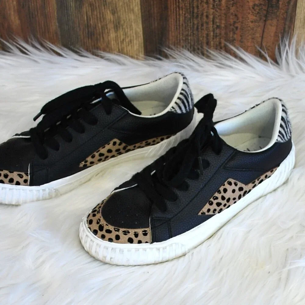 Blowfish Willa Black Sand Pixie Leopard Zebra Sneakers 9.5